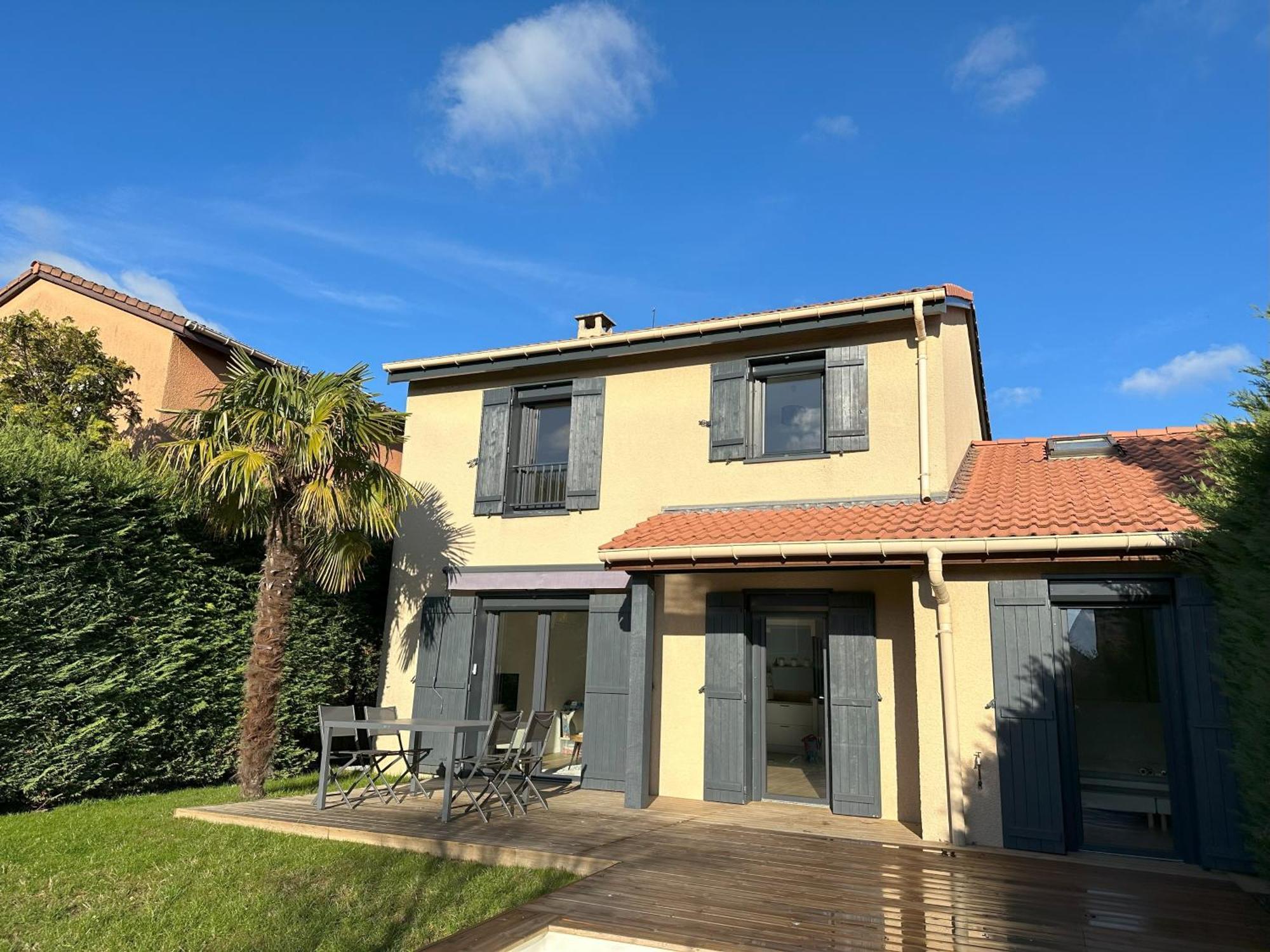 Sunny House - Villa 4 Chambres - Saint Genis Les Ollieres Экстерьер фото